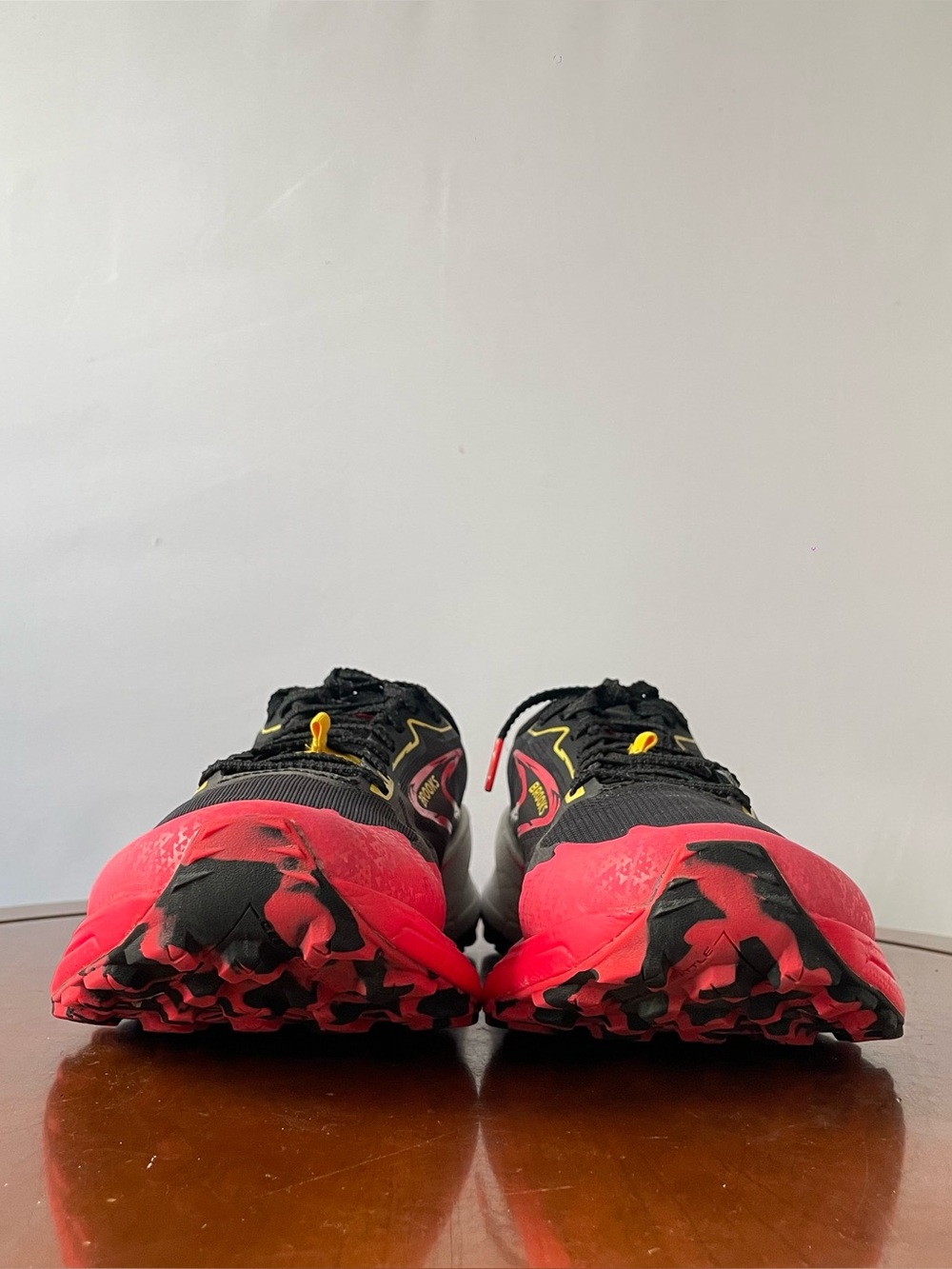 Brooks Catamount 3 Trail Running Shoes | US 9.5 - Picture 2 of 8